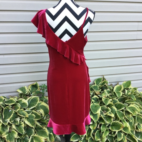 NWT Express Red Velvet Ruffle One Shoulder Dress - Picture 7 of 8